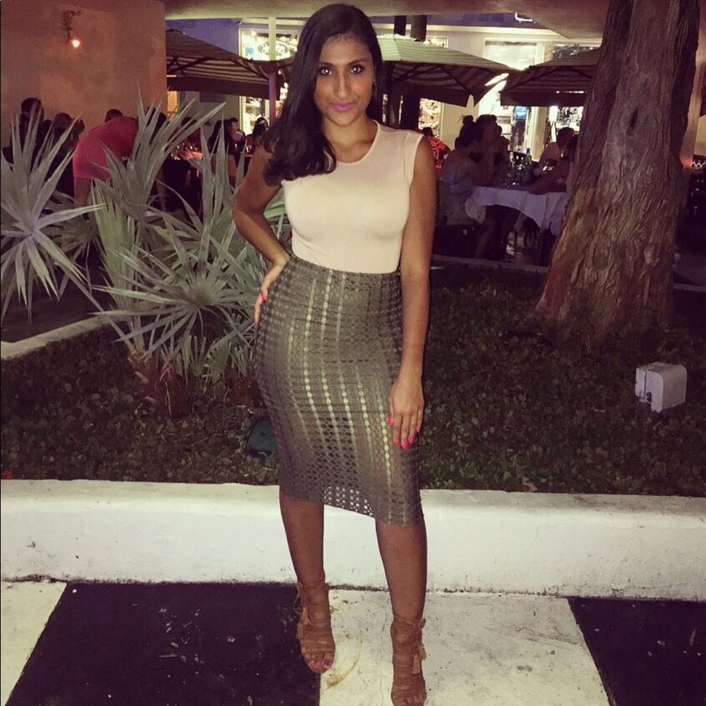 Laser cut midi skirt khaki